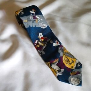 Men's Mickey Unlimited Necktie Great Condition (#27) Polyester Mickey Mouse & Go